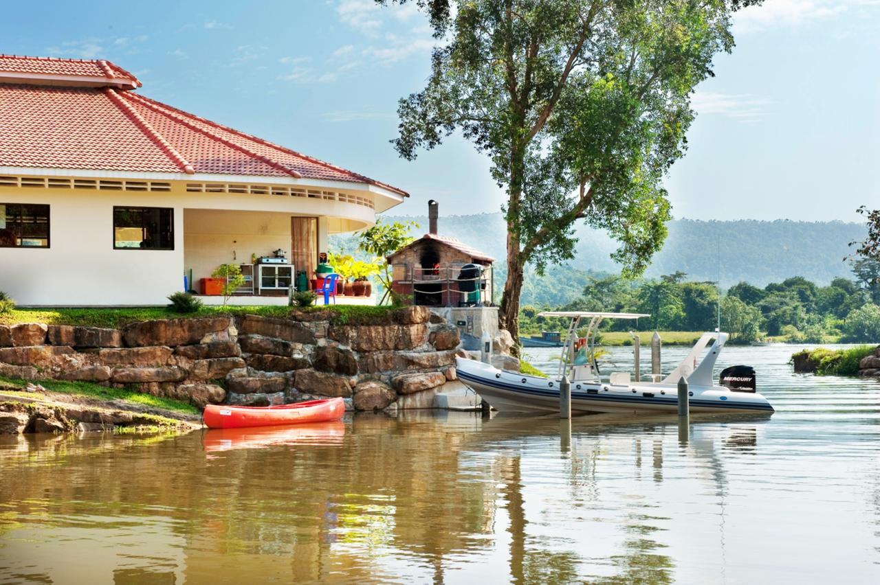 Tatai Hotel Resort & Marina Exterior photo