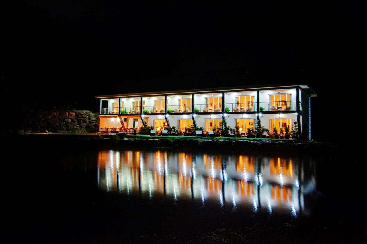 Tatai Hotel Resort & Marina Exterior photo