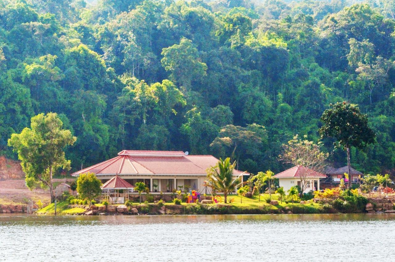 Tatai Hotel Resort & Marina Exterior photo