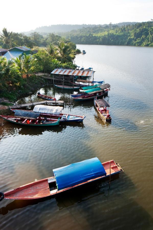 Tatai Hotel Resort & Marina Exterior photo