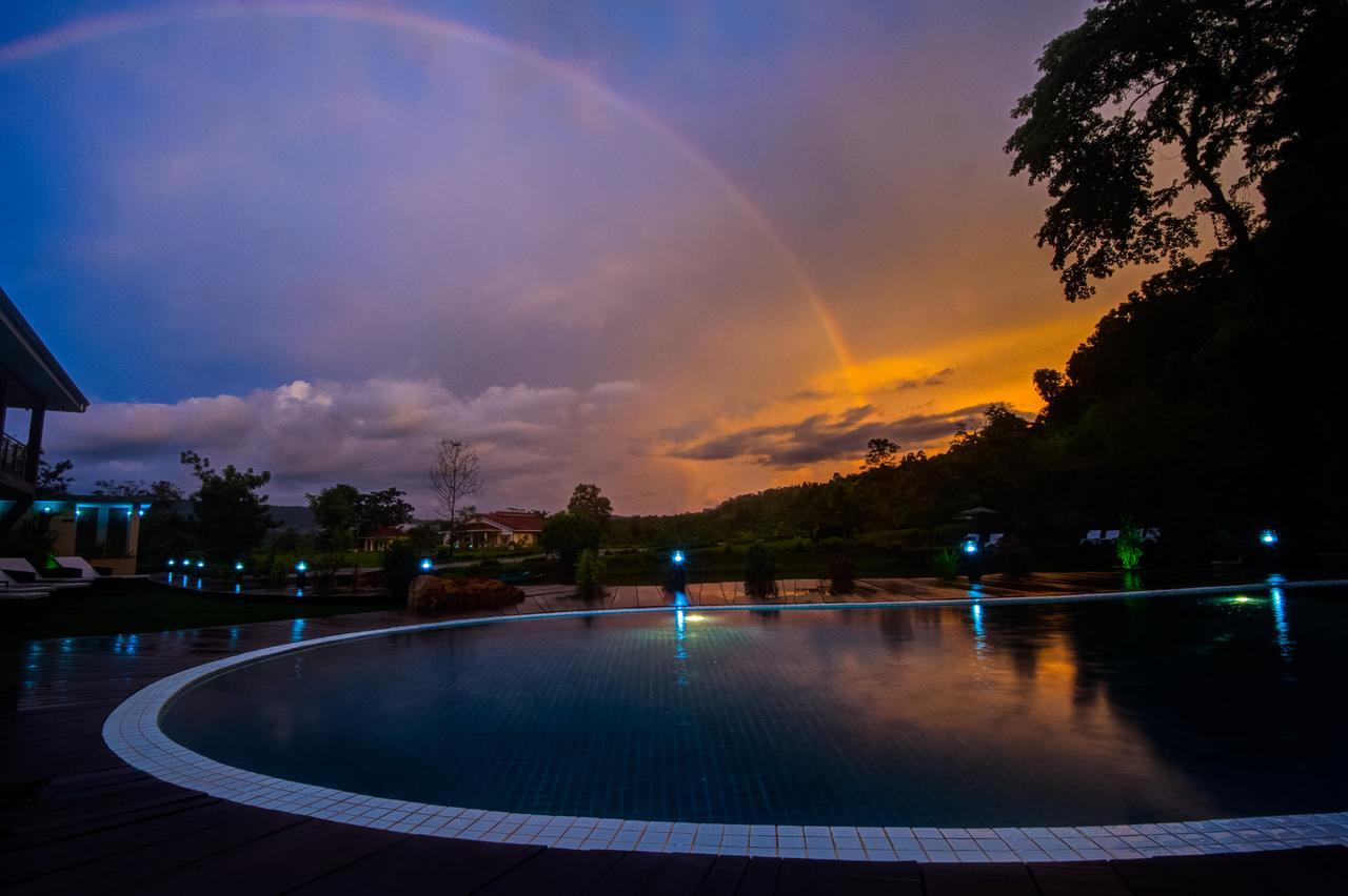 Tatai Hotel Resort & Marina Exterior photo