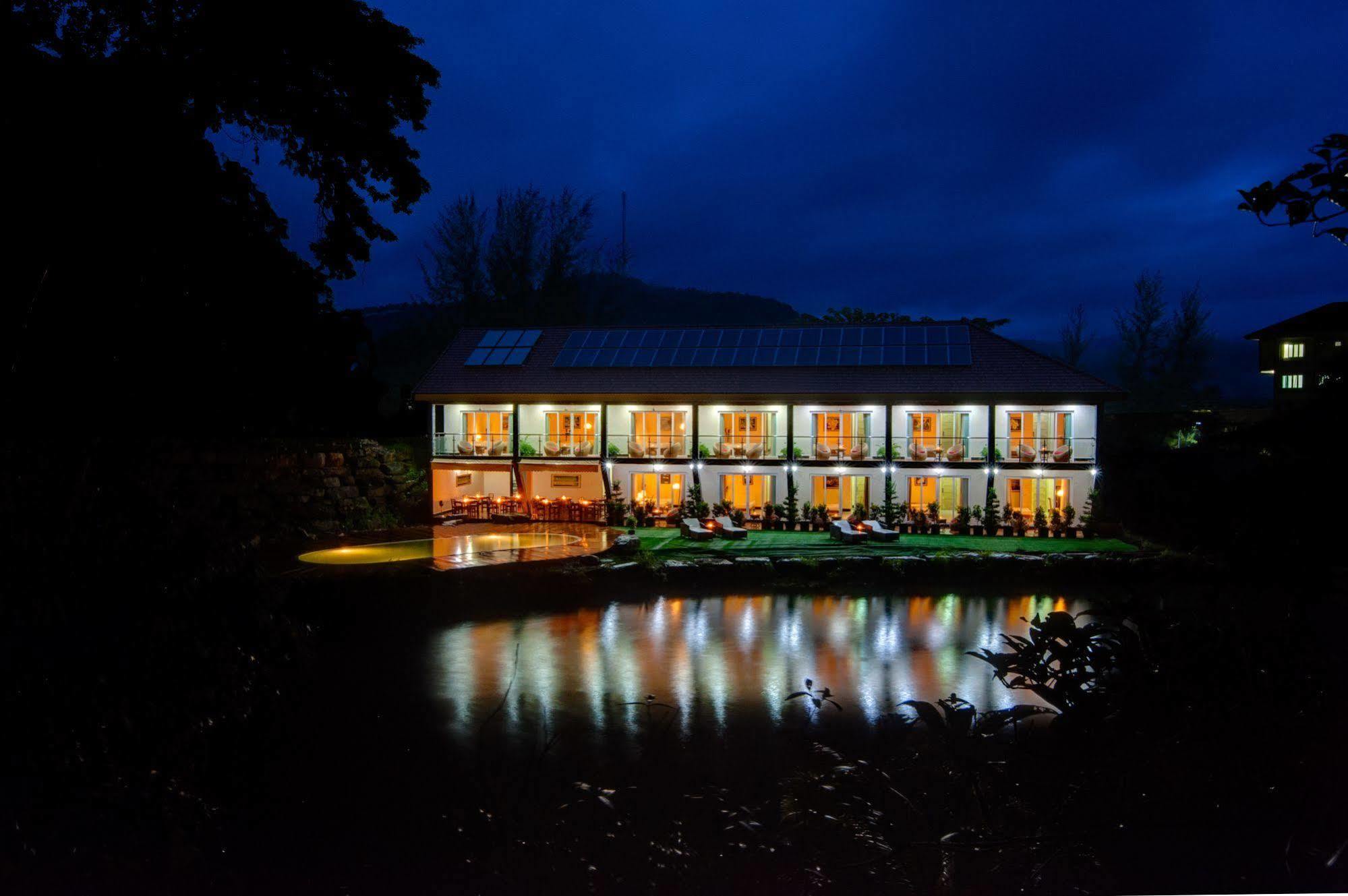 Tatai Hotel Resort & Marina Exterior photo